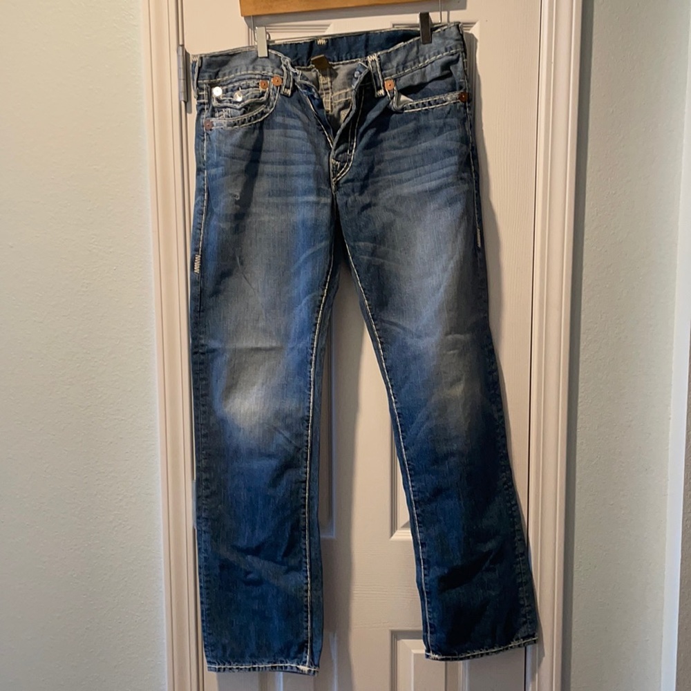 True Religion Boot cut men’s jeans. Size 36.